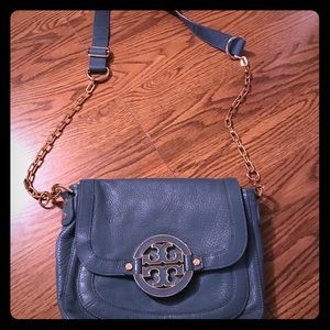 Excellent, hardly used Tory Burch leather bag